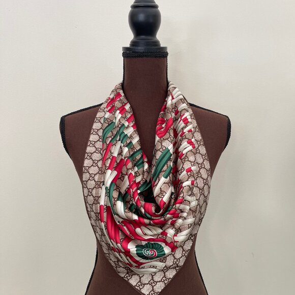 New Gucci Scarf Logo GG Club WEB Silk Wrap with Gucci Gift Box - Picture 9 of 16